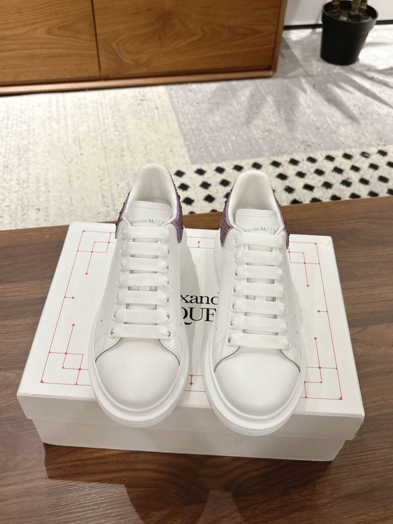 a1exa*der Mcqv*en sneakers